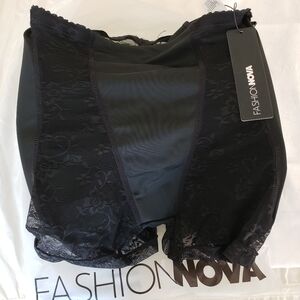 NEW Fashion Nova Padded Hips Shapewear